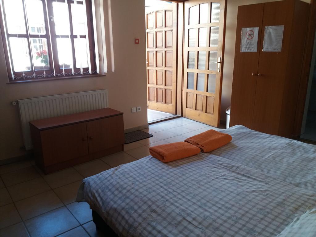 Rakoczi Panzio Hotel Debrecen Luaran gambar