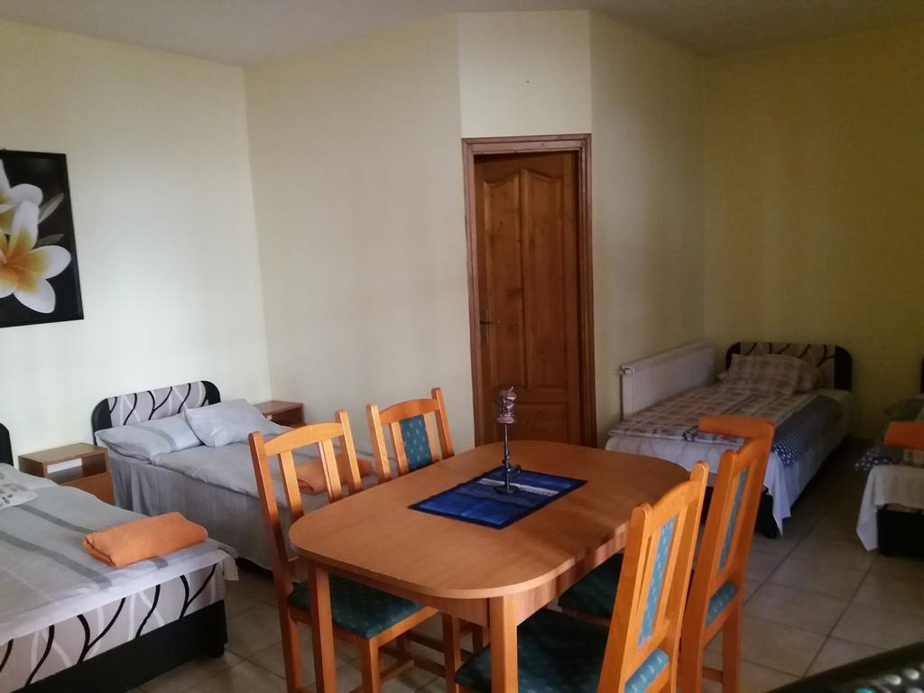 Rakoczi Panzio Hotel Debrecen Luaran gambar