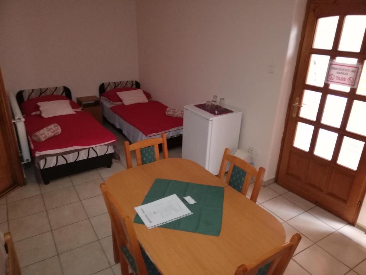 Rakoczi Panzio Hotel Debrecen Luaran gambar